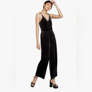 Wild Fable Women's Sleeveless V-Neck Velvet Wrap Jumpsuit Black Wide Leg Sz S